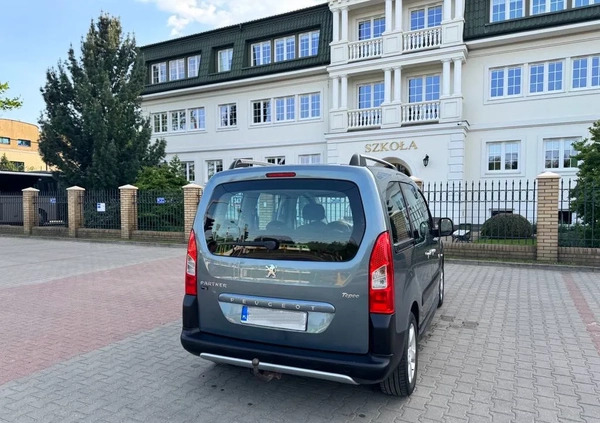 Peugeot Partner cena 26500 przebieg: 232000, rok produkcji 2011 z Warszawa małe 172